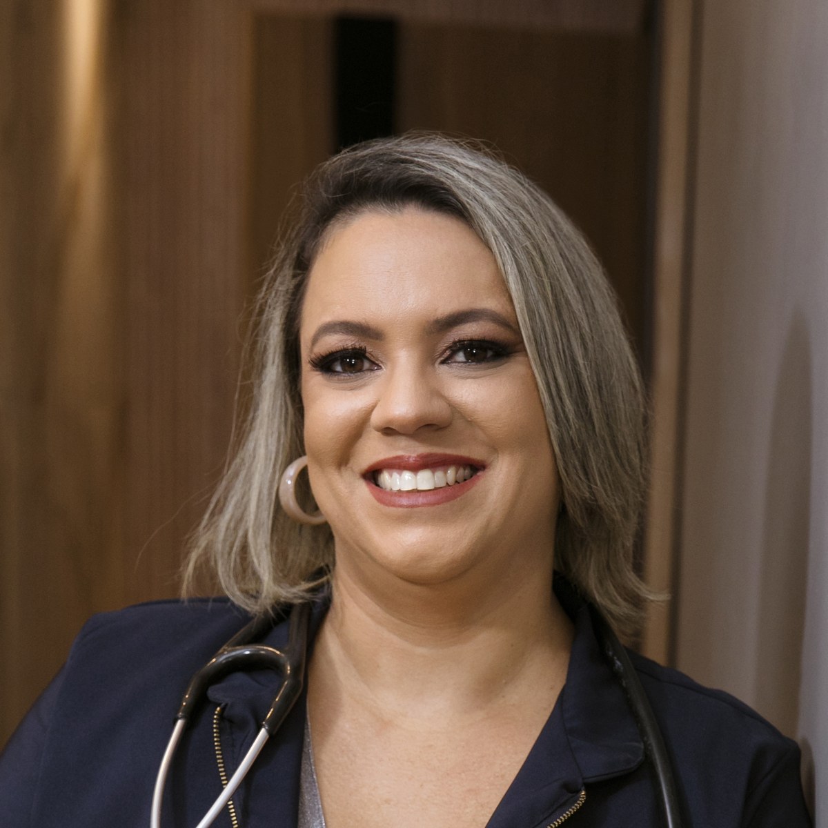 Dra. Letícia Rizzo sorrindo